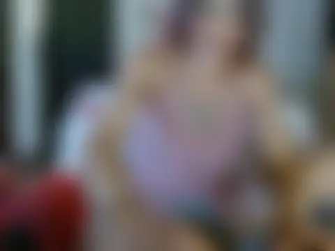 Show modela Sofia420 na web-kameri