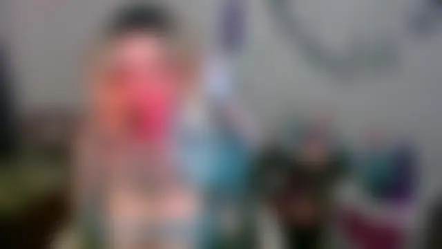 SLOPPYTITSS' Live XXX Chat