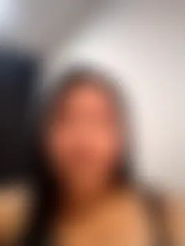 Alessandraa- লাইভ XXX চ্যাট