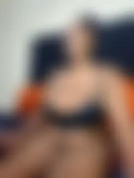 sexy_boobs97 Show in webcam