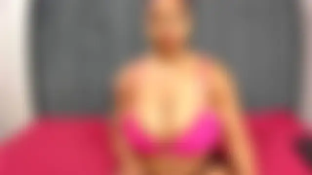 SexyZuva Webcam show