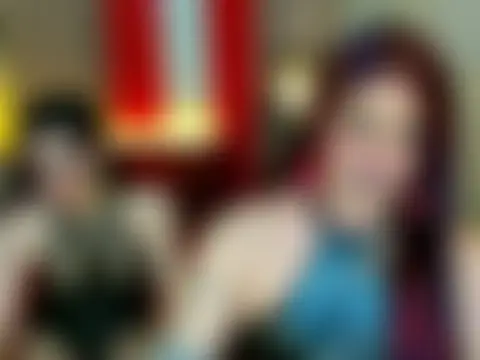 Incredible_Shemale webkamerás műsora