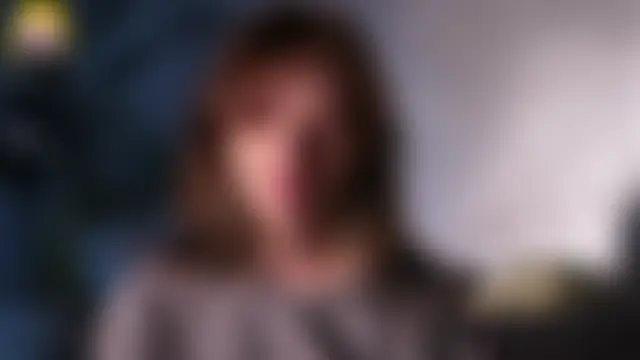 Pertunjukan Kamera Web EdlinHargus