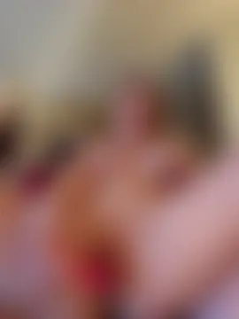 VIKS_SECRET: διαδικτυακό σόου στην κάμερα