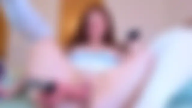 Petite_Juicy_Olive's Webcam Show