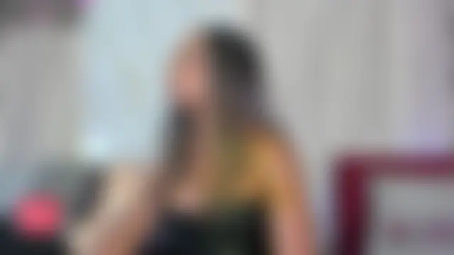 BriannaChelsea's Live Chat Room