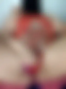 Pokazy przed kamerką – -Soror