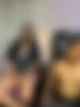 TomAndGia's Live Webcam Show