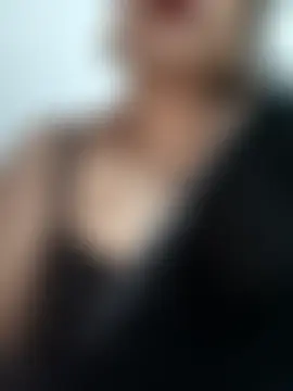 Nyra-23 Adlı Modelin Web Kamerası Şovu