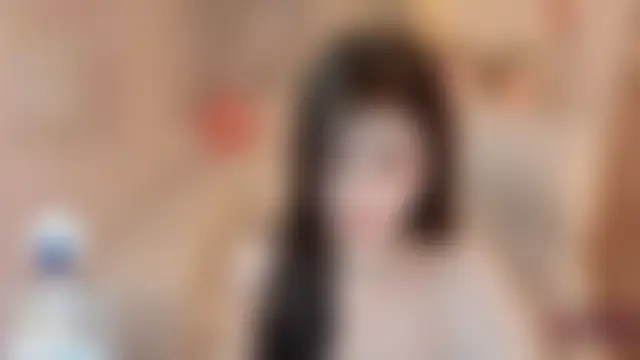 Vaidurya-Yolo 在線直播表演