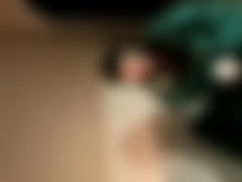 Flossy_Vettie élő XXX-chatje