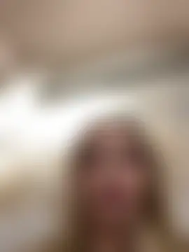 VikaBunny1 Adlı Modelin Canlı XXX Sohbeti