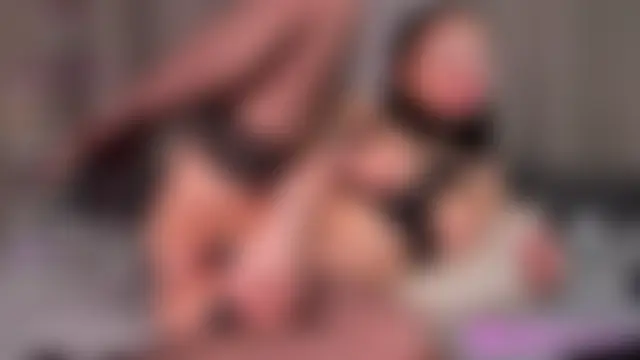 YourloveKetrin Show in webcam