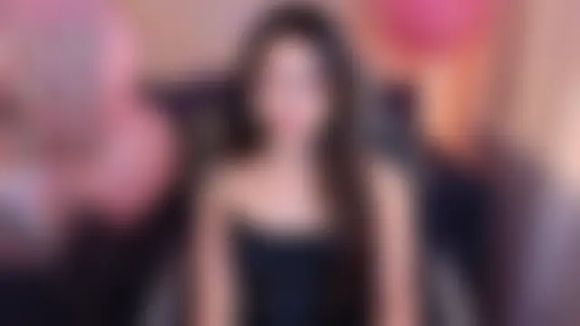 Živý XXX chat CarolineGuthrie