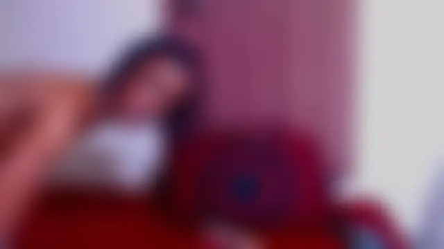 Nikistickyxx25 Show Webcam