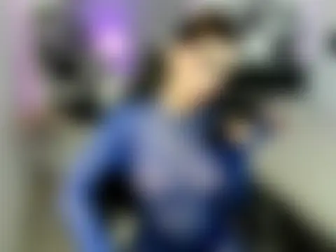 tstoni_talks: απευθείας σέξι σόου στην κάμερα