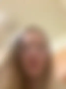 LeniMaria's Live Chat Room