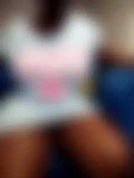 Thickdarkbby webkamerás műsora