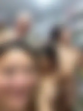 Show modela kandalove na web-kameri