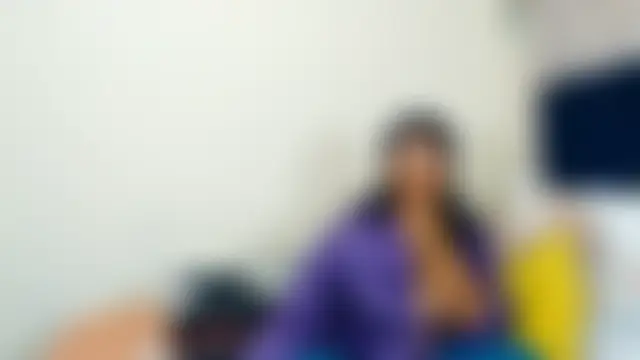 veronica1xxx: διαδικτυακό σόου στην κάμερα