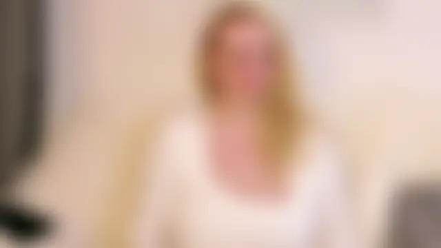 Sarah4you's Live XXX Chat