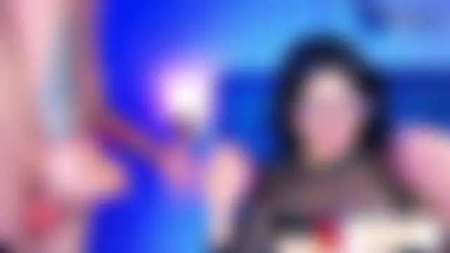 Zoe_Axel1's Live Chat Room