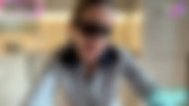 AvestanSole Adlı Modelin Canlı XXX Sohbeti