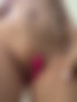 Pokazy przed kamerką – TeenieM