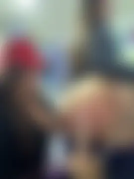 แชท XXX สดของ roouse