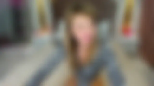 Pokazy przed kamerką – annasimonsj