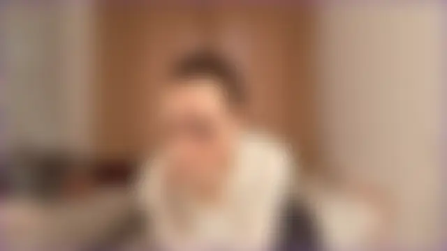 Pokazy przed kamerką – RoyceKintzel