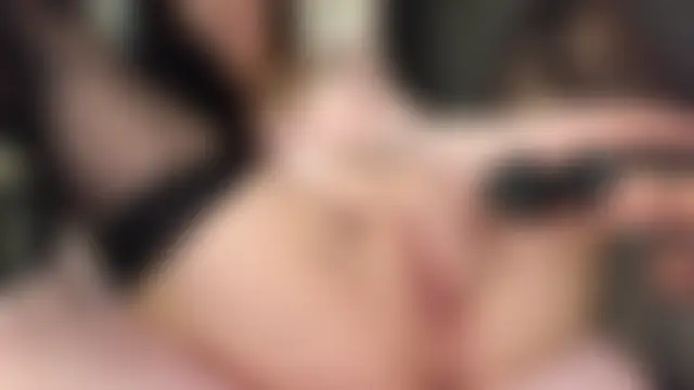 Ella_lee15's Live Webcam Show