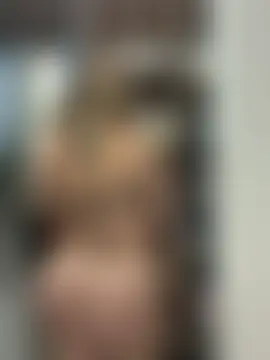 moniquerainx Show in webcam