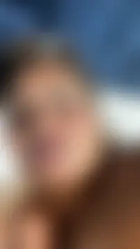 Show modela EmilyDuran_ na web-kameri