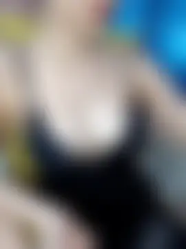 Aurora_678yy Pertunjukan Webcam