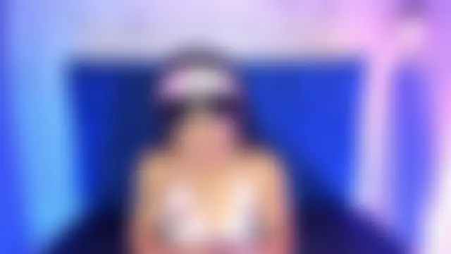 غرفة دردشة Dakotaa_Johnson المباشرة