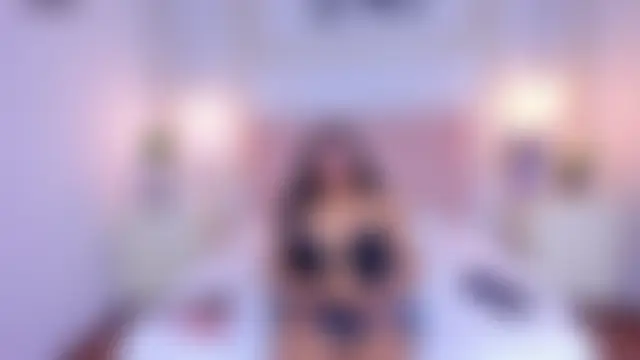 Chat soba uživo modela Kiri_Black_