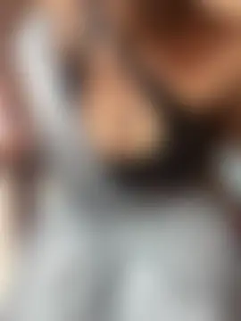 priya__sexy_'s Live Webcam Show