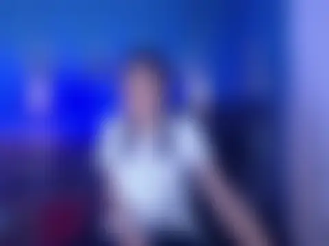 Aurora_ath élő XXX-chatje