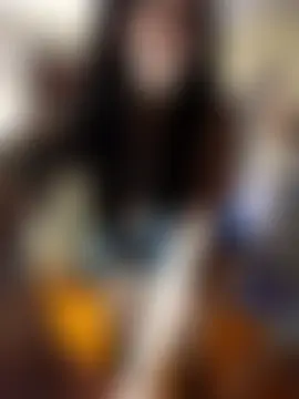 FallsForHerSmile: онлайн-секс-чат