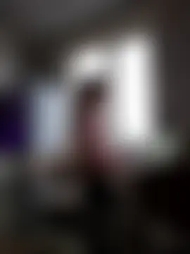 Chloe_Ravens élő chatszobája