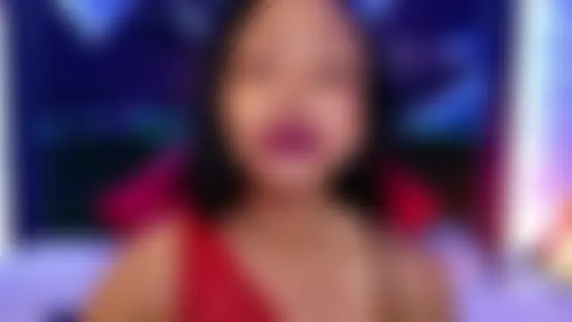 ElyaQuinn Show in webcam