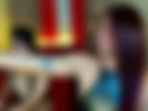 Incredible_Shemale: διαδικτυακό σόου στην κάμερα