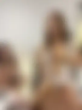 LuckyGirl-11 Show in webcam