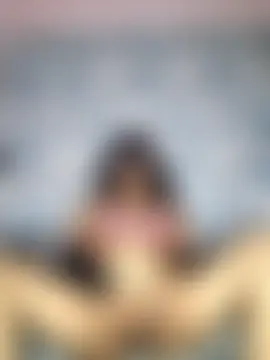 _DesigirlRoshnin Webbikameraesitys