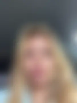 AnastasiaAniess élő XXX-chatje