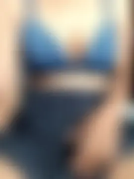 hansika_25 Show in webcam