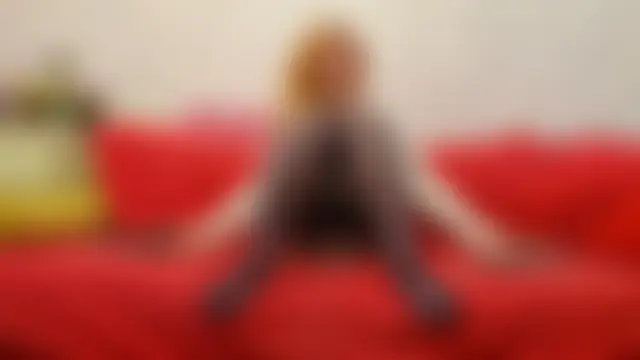 Pertunjukan Kamera Web SimaGoldy