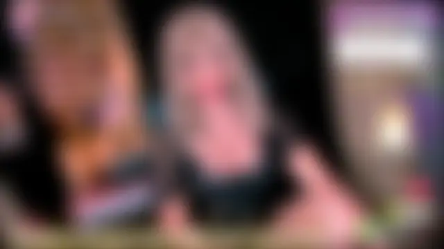 BarbieHugeCockTSのウェブカメラショー