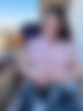 Mini_And_The_Bearn Webbikameraesitys